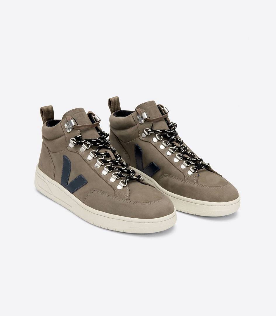 Veja Roraima Nubuck Men's Trainers Moonrock Nautico | JEA908157