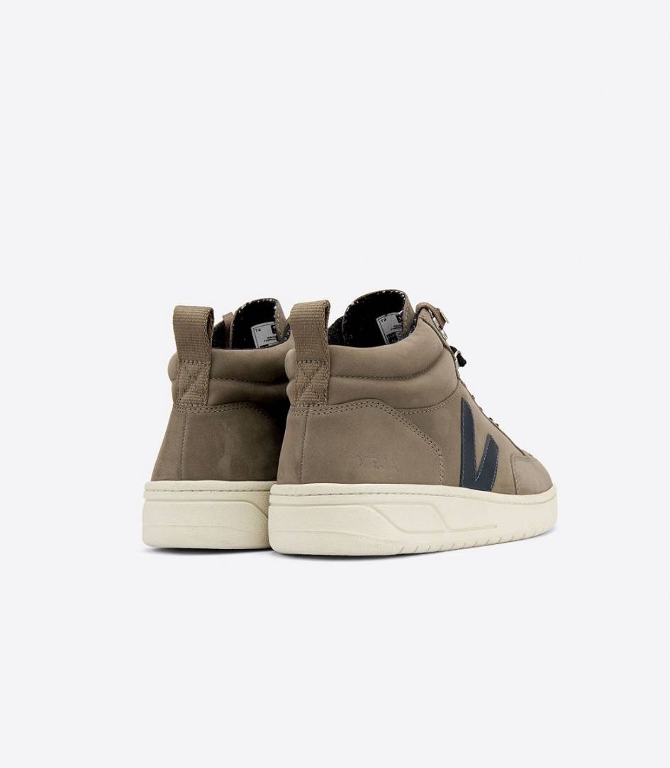 Veja Roraima Nubuck Men's Trainers Moonrock Nautico | JEA908157