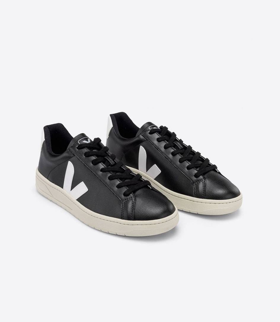 Veja Urca Cwl Men's Trainers Black White | JBR937561